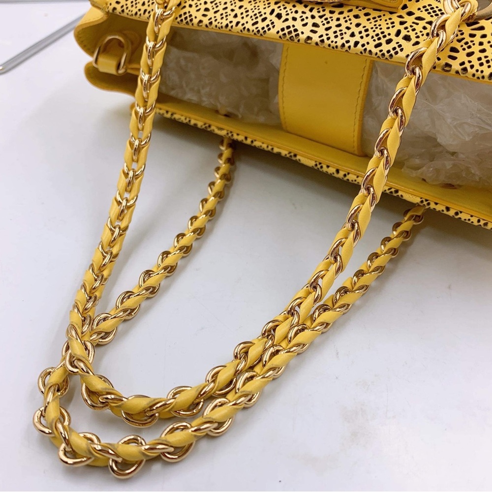 Salvatore Ferragamo two way bag 💯 percent authentic - Picture 15 of 16